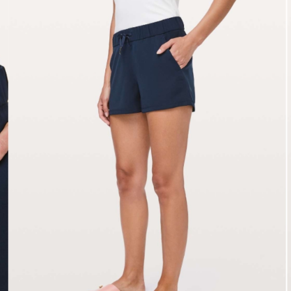 Lululemon on the fly shorts - Picture 3 of 8